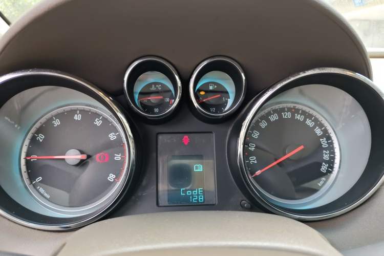 Used Buick GT 2013 GT 1.6L Manual Entry-Level Model Instrument Cluster