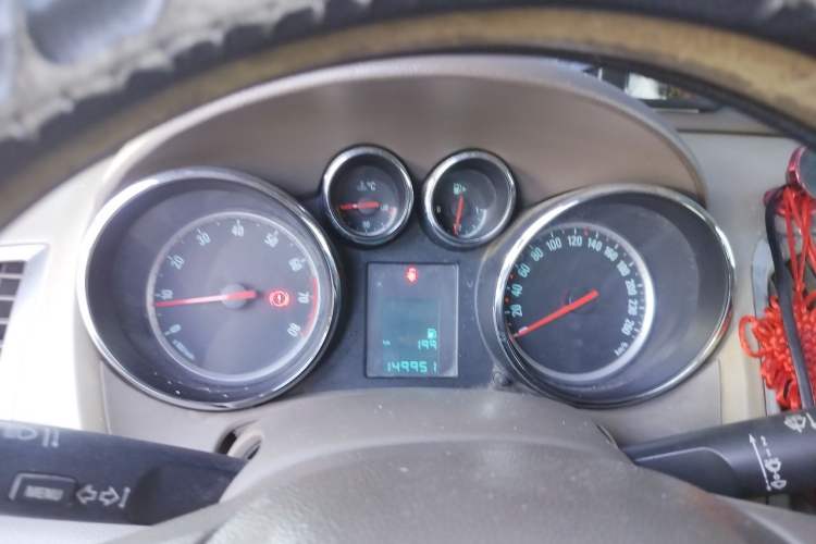 Used Buick GT 2013 GT 1.6L Manual Comfort Edition Instrument Cluster