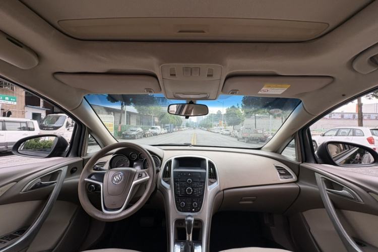 Used Buick GT 2013 GT 1.6L Automatic Fashion Edition Interior 3