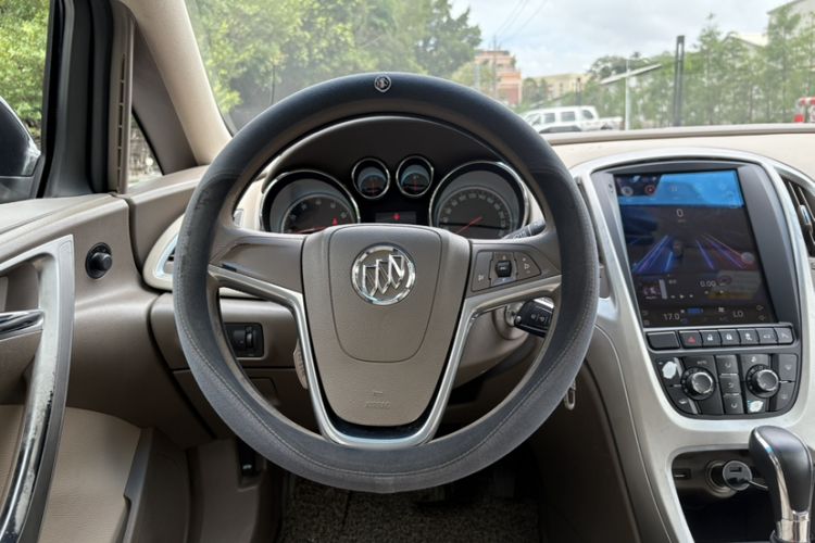 Used Buick GT 2013 GT 1.6L Automatic Fashion Edition Interior 4