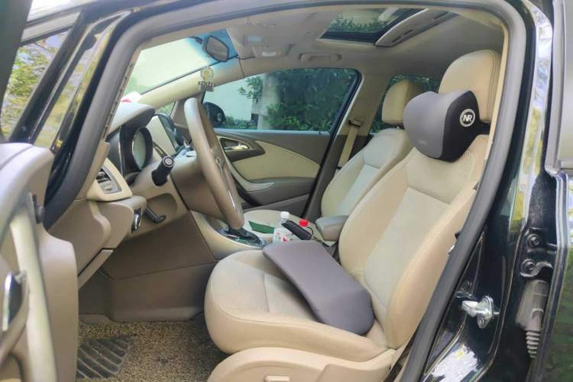 Used Buick GT 2013 GT 1.6L Automatic Fashion Edition Left Front Seat