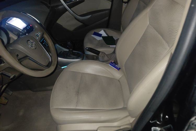 Used Buick GT 2013 GT 1.6L Manual Entry-Level Model Left Front Seat