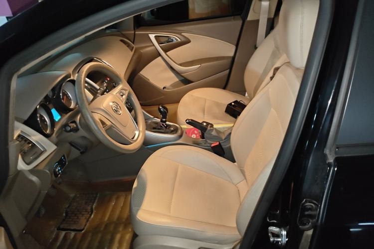 Used Buick GT 2013 GT 1.6L Manual Entry-Level Model Left Front Seat