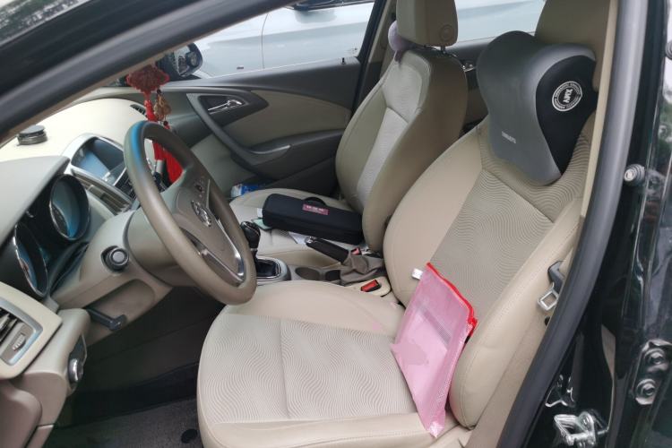Used Buick GT 2013 GT 1.6L Manual Entry-Level Model Left Front Seat