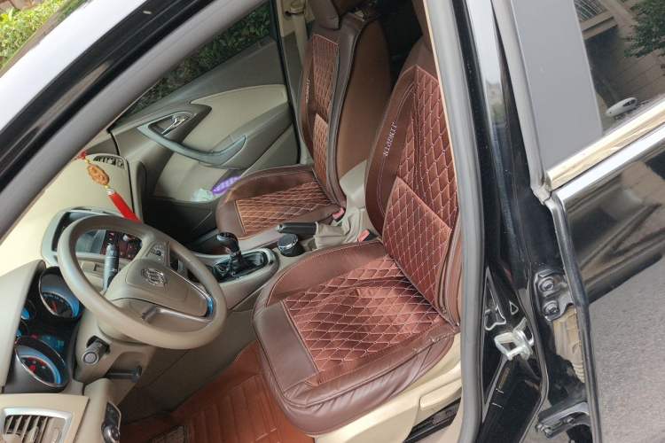 Used Buick GT 2013 GT 1.6L Manual Entry-Level Model Left Front Seat