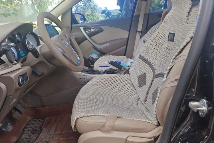 Used Buick GT 2013 XT 1.6L Manual Entry-Level Model Left Front Seat
