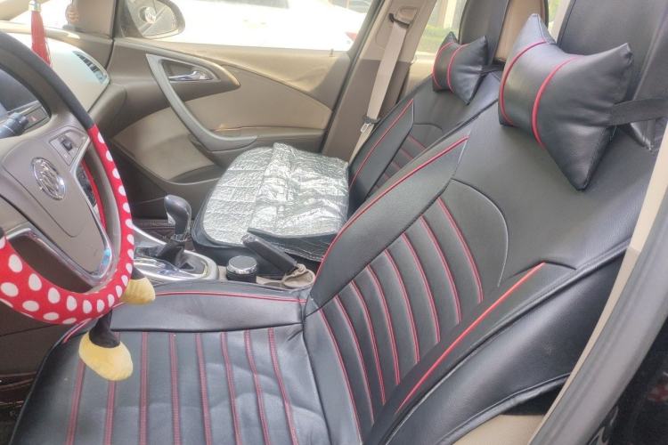 Used Buick GT 2013 GT 1.6L Automatic Fashion Edition Left Front Seat