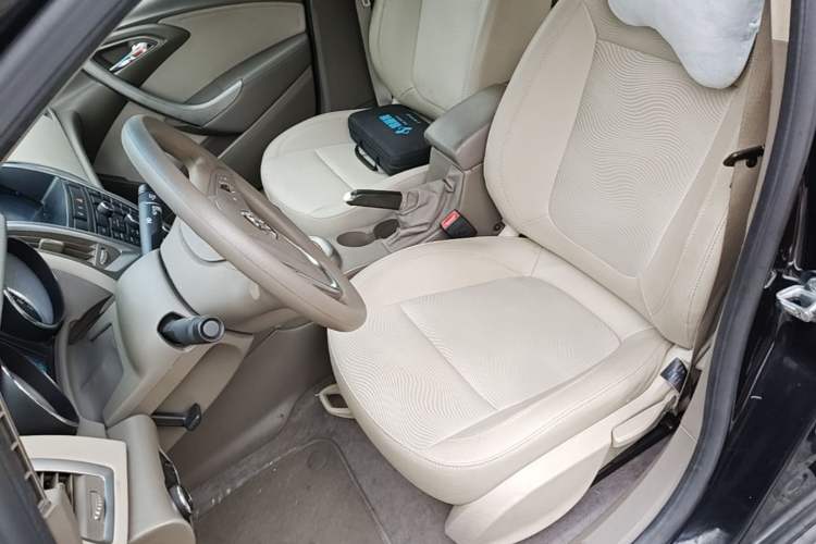 Used Buick GT 2013 GT 1.6L Manual Entry-Level Model Left Front Seat