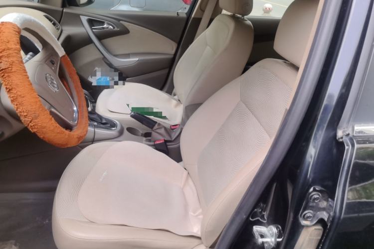 Used Buick GT 2013 GT 1.6L Automatic Fashion Edition Left Front Seat