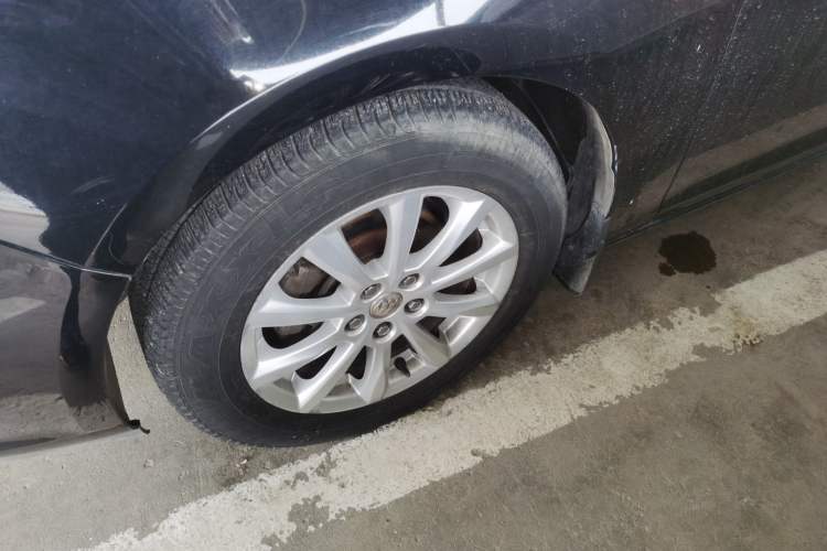 Used Buick GT 2013 GT 1.6L Manual Entry-Level Model Left Front Wheel Hub