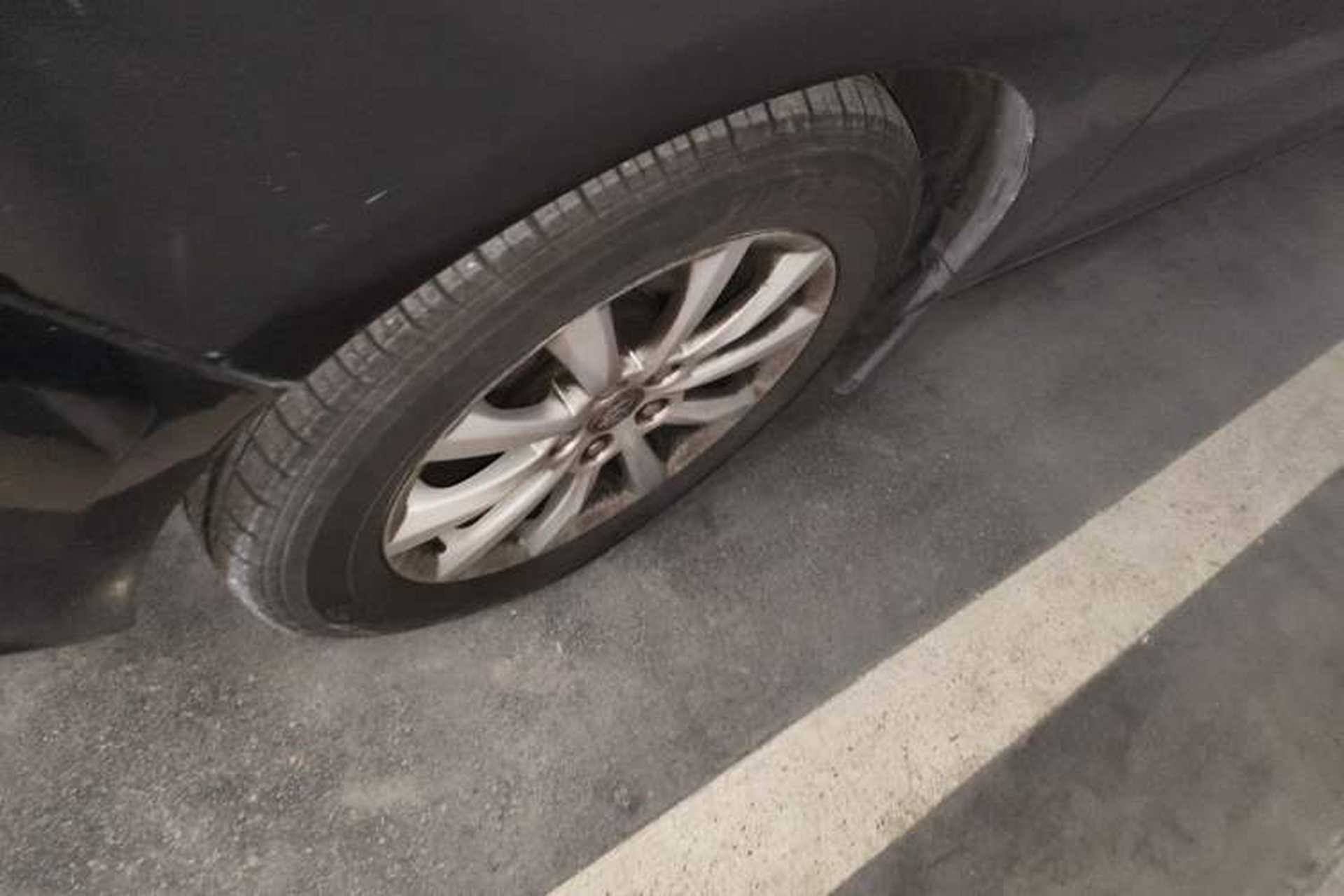 Used Buick GT 2013 GT 1.6L Automatic Fashion Edition Left Front Wheel Hub