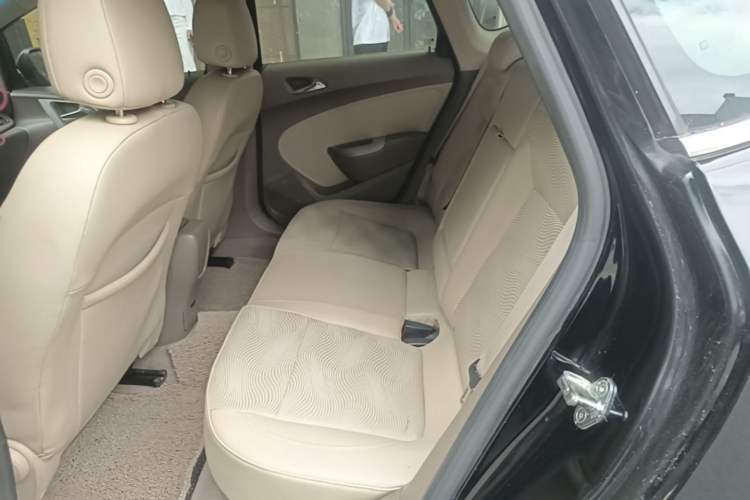Used Buick GT 2013 GT 1.6L Automatic Fashion Edition Left Rear Seat