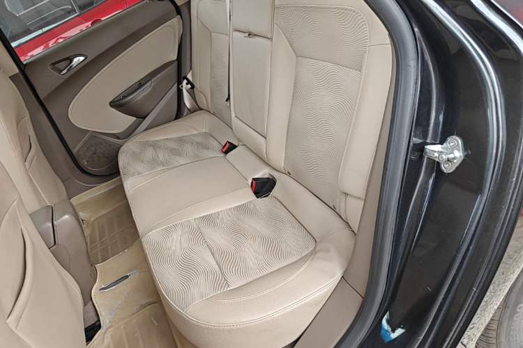 Used Buick GT 2013 GT 1.6L Automatic Fashion Edition Left Rear Seat
