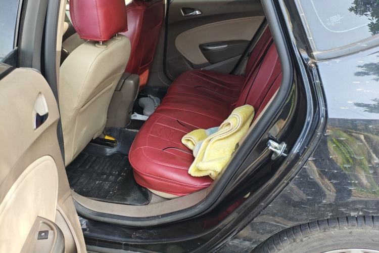 Used Buick GT 2013 GT 1.6L Automatic Fashion Edition Left Rear Seat