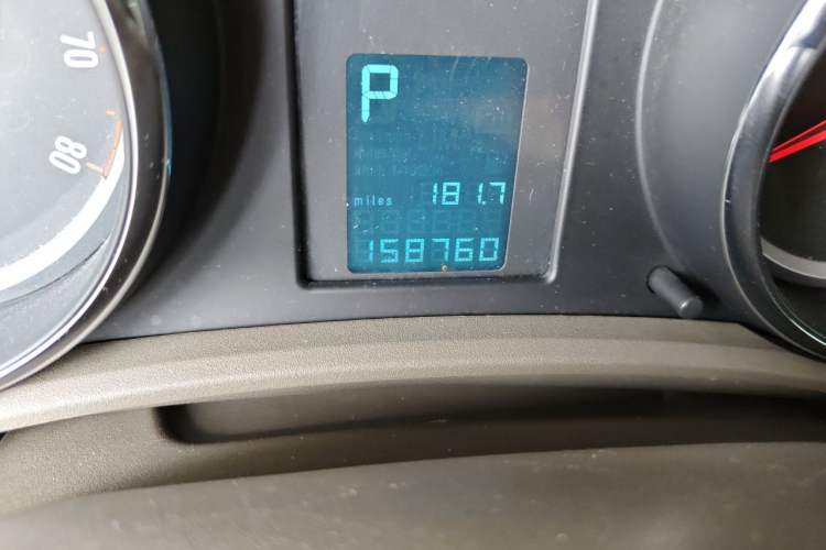 Used Buick GT 2013 GT 1.6L Automatic Comfort Edition Odometer Close Up