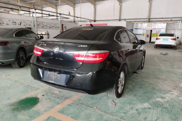 Used Buick GT 2013 GT 1.6L Automatic Fashion Edition Rear Right 45 Deg