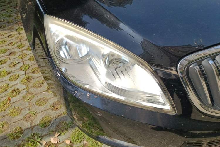 Used Buick GT 2013 GT 1.6L Automatic Fashion Edition Right Front Headlight