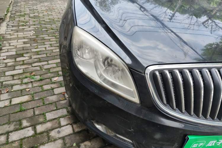 Used Buick GT 2013 GT 1.6L Automatic Fashion Edition Right Front Headlight