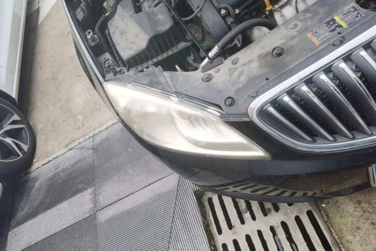 Used Buick GT 2013 GT 1.6L Manual Comfort Edition Right Front Headlight
