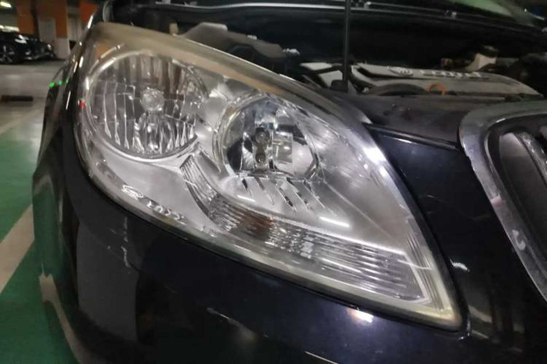 Used Buick GT 2013 GT 1.6L Automatic Fashion Edition Right Front Headlight