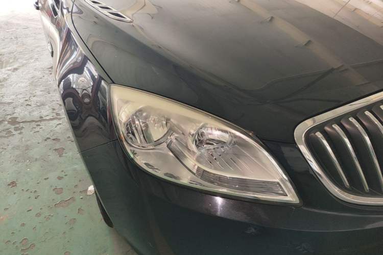 Used Buick GT 2013 GT 1.6L Automatic Fashion Edition Right Front Headlight