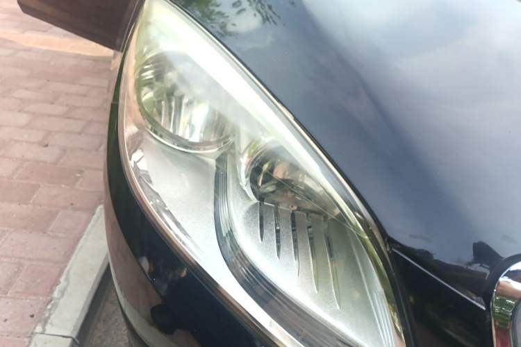 Used Buick GT 2013 GT 1.6L Automatic Fashion Edition Right Front Headlight
