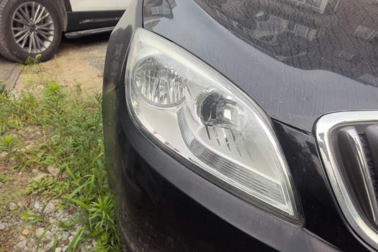 Used Buick GT 2013 GT 1.6L Manual Entry-Level Model Right Front Headlight
