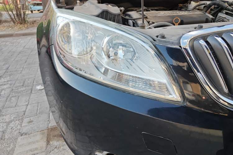 Used Buick GT 2013 GT 1.6L Automatic Fashion Edition Right Front Headlight