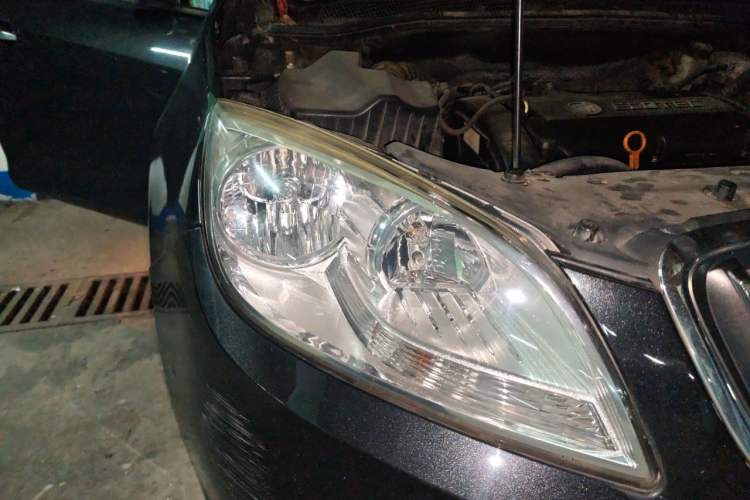 Used Buick GT 2013 GT 1.6L Manual Entry-Level Model Right Front Headlight