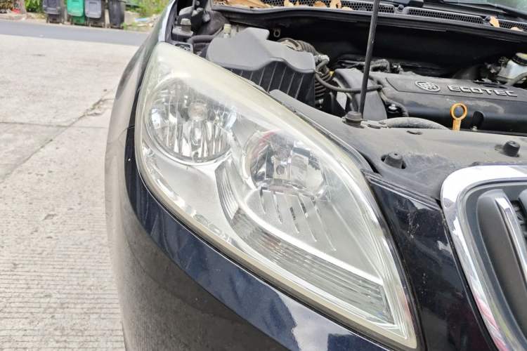Used Buick GT 2013 GT 1.6L Manual Entry-Level Model Right Front Headlight