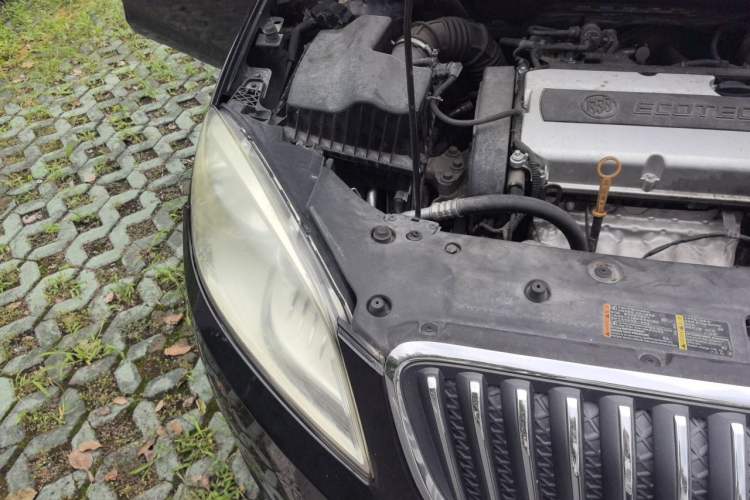 Used Buick GT 2013 GT 1.6L Automatic Fashion Edition Right Front Headlight