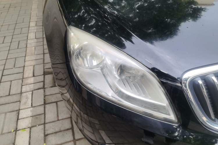 Used Buick GT 2013 GT 1.6L Automatic Fashion Edition Right Front Headlight