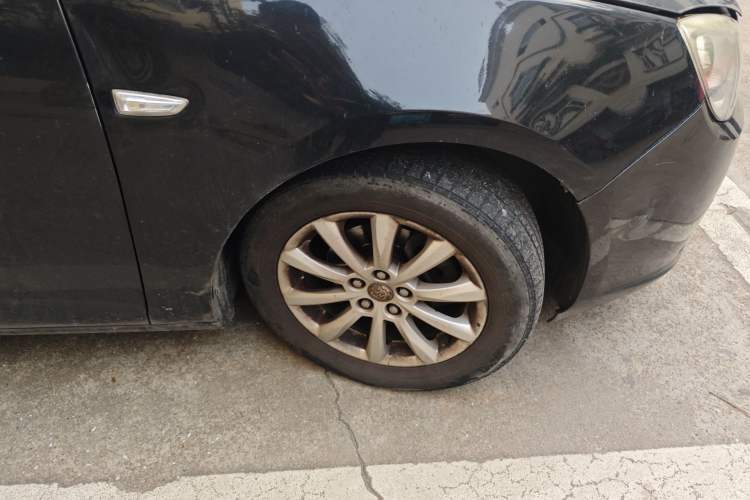 Used Buick GT 2013 GT 1.6L Manual Entry-Level Model Right Front Wheel Hub