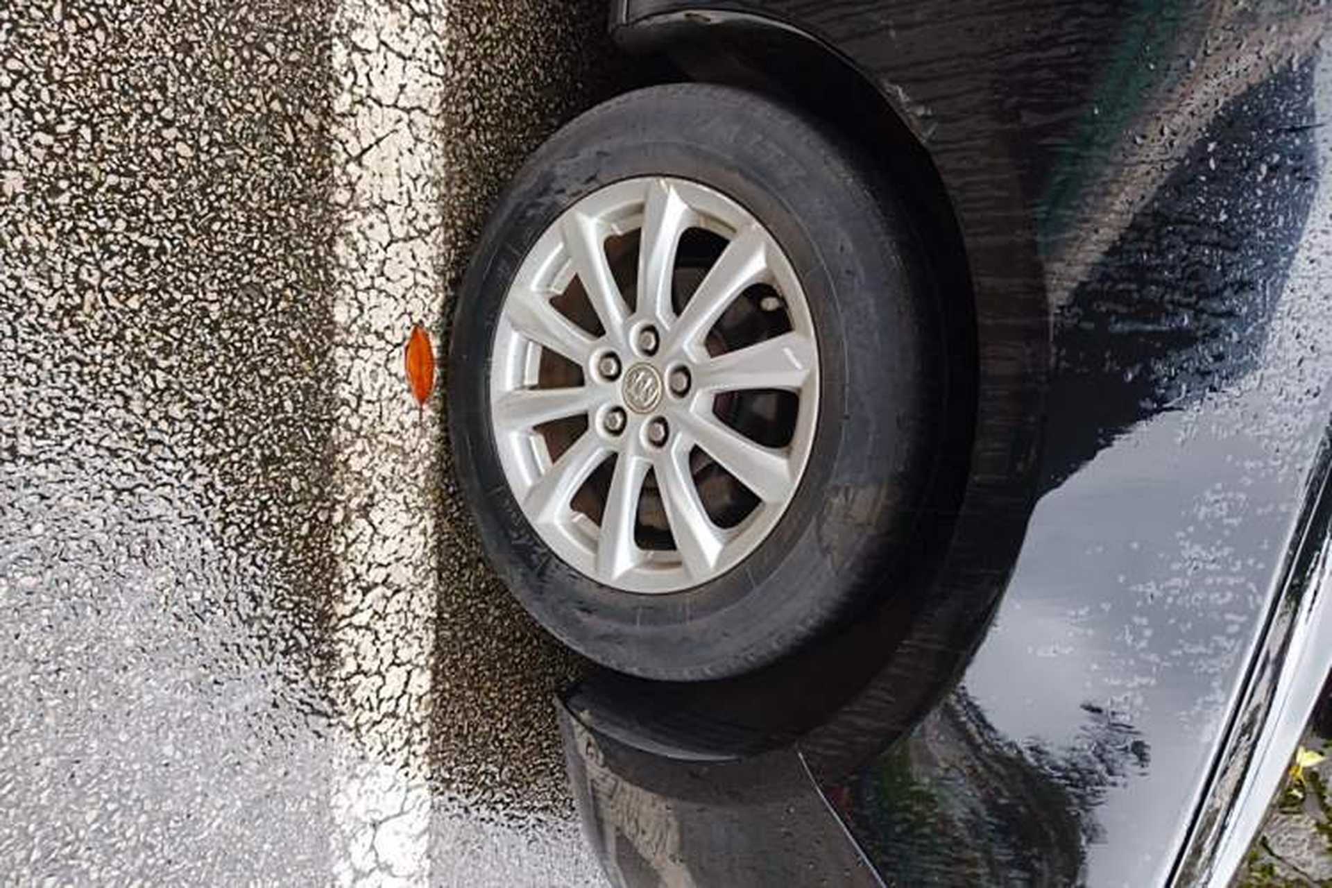 Used Buick GT 2013 GT 1.6L Automatic Fashion Edition Right Front Wheel Hub