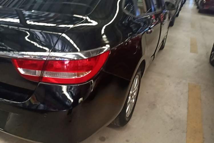 Used Buick GT 2013 GT 1.6L Automatic Fashion Edition Right Rear Taillight