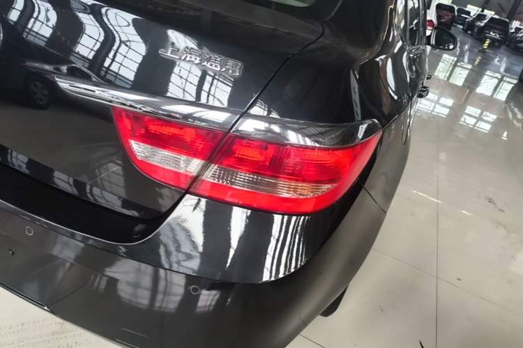 Used Buick GT 2013 GT 1.6L Automatic Fashion Edition Right Rear Taillight