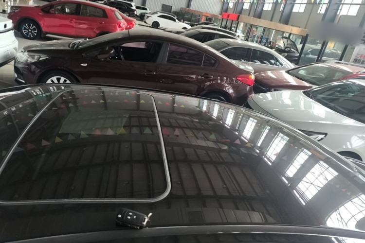 Used Buick GT 2013 GT 1.6L Automatic Fashion Edition Roof