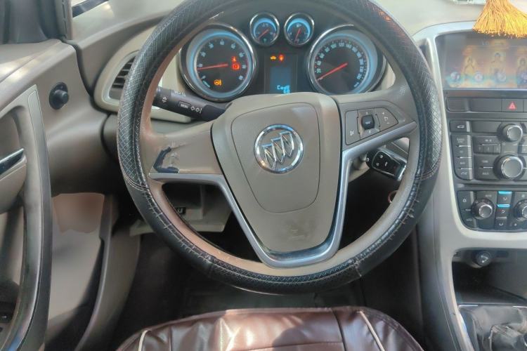 Used Buick GT 2013 GT 1.6L Manual Entry-Level Model Steering Wheel