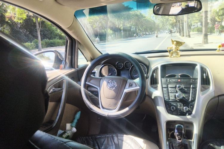 Used Buick GT 2013 GT 1.6L Manual Entry-Level Model Steering Wheel