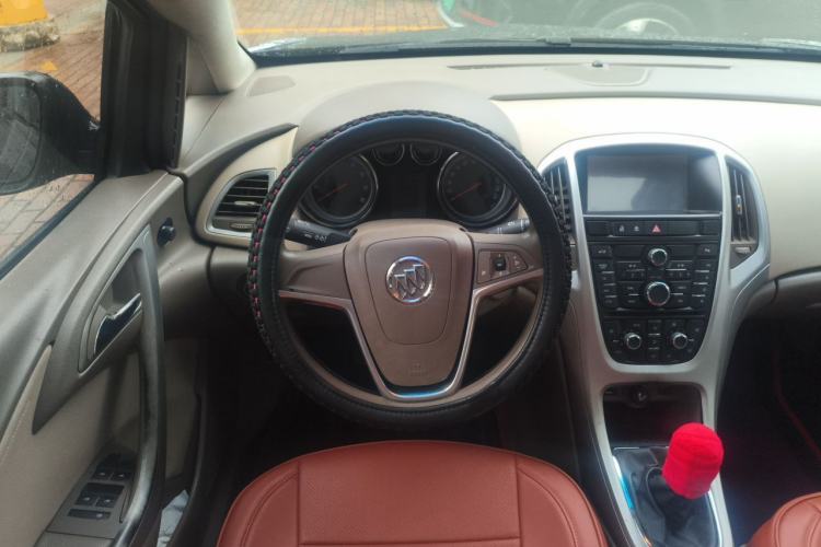 Used Buick GT 2013 GT 1.6L Manual Entry-Level Model Steering Wheel