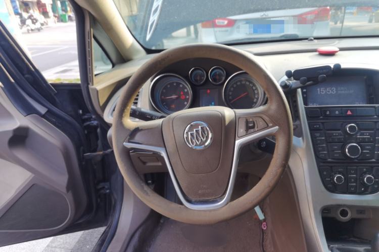 Used Buick GT 2013 GT 1.6L Manual Entry-Level Model Steering Wheel