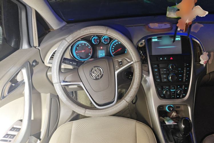 Used Buick GT 2013 GT 1.6L Manual Entry-Level Model Steering Wheel