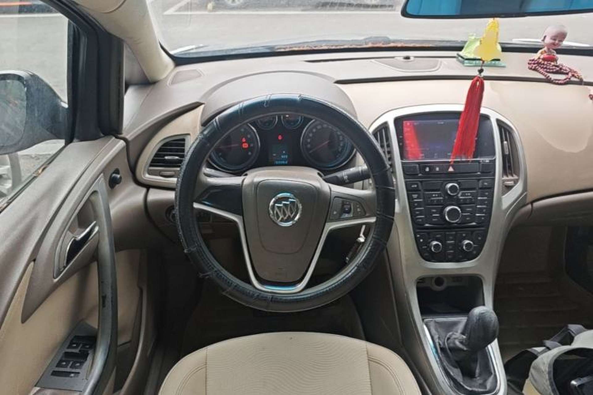 Used Buick GT 2013 GT 1.6L Manual Entry-Level Model Steering Wheel