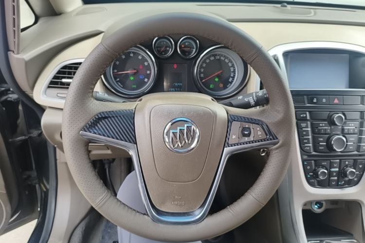 Used Buick GT 2013 GT 1.6L Manual Entry-Level Model Steering Wheel