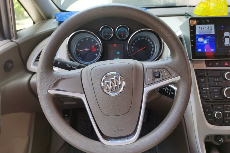 Used Buick GT 2013 GT 1.6L Manual Entry-Level Model Steering Wheel