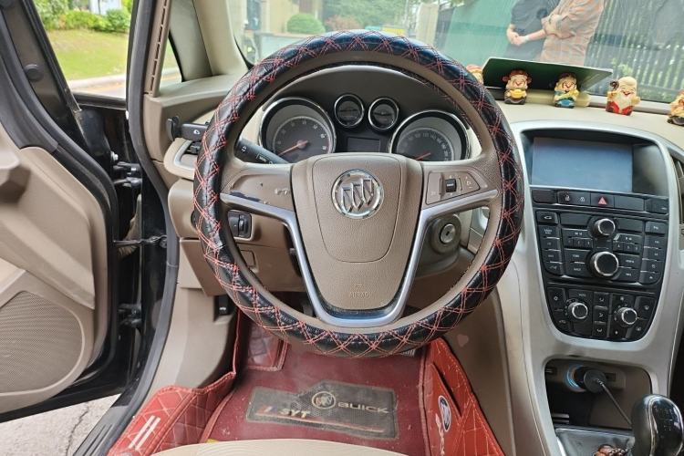 Used Buick GT 2013 GT 1.6L Manual Entry-Level Model Steering Wheel