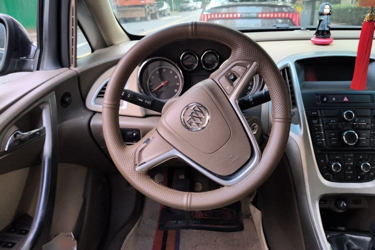 Used Buick GT 2013 GT 1.6L Manual Entry-Level Model Steering Wheel