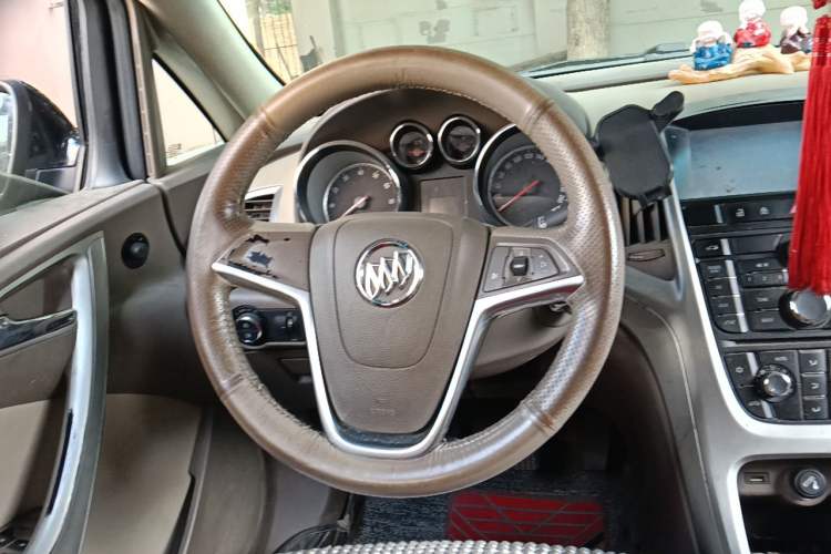 Used Buick GT 2013 GT 1.6L Manual Entry-Level Model Steering Wheel