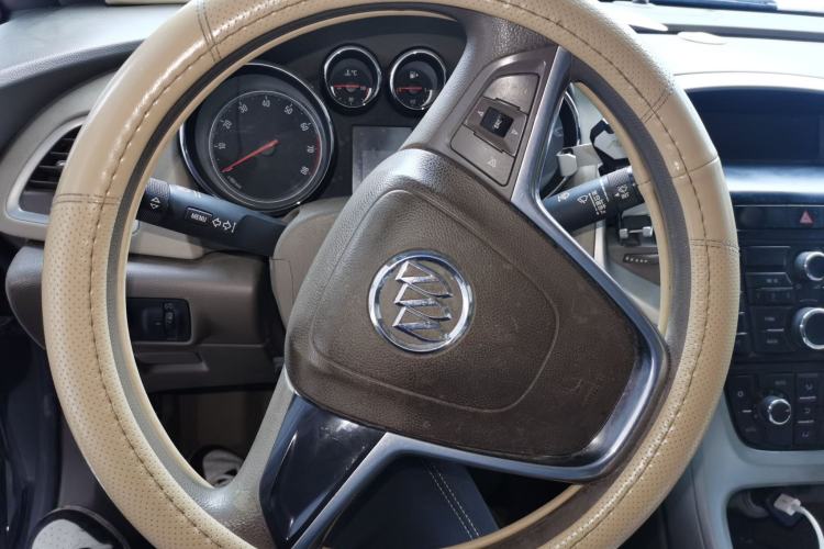 Used Buick GT 2013 GT 1.6L Manual Entry-Level Model Steering Wheel