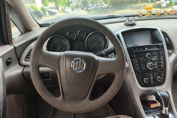 Used Buick GT 2013 GT 1.6L Automatic Comfort Edition Steering Wheel